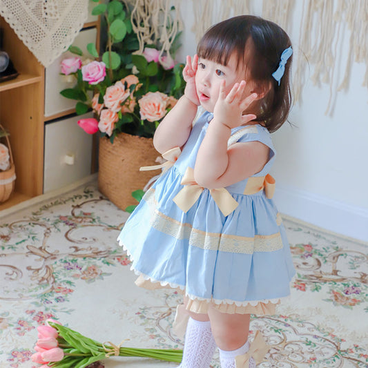 Two-piece Children's Dress With Puffy Palace Style Dress