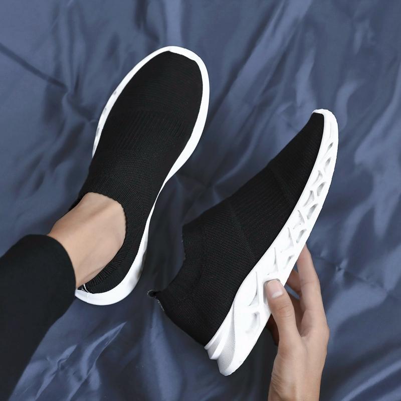 Korean Style Trendy Men's Shoes For Summer Running