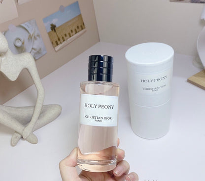 HOLY PEONY CHRISTIAN DIOR PARIS  WOMEN