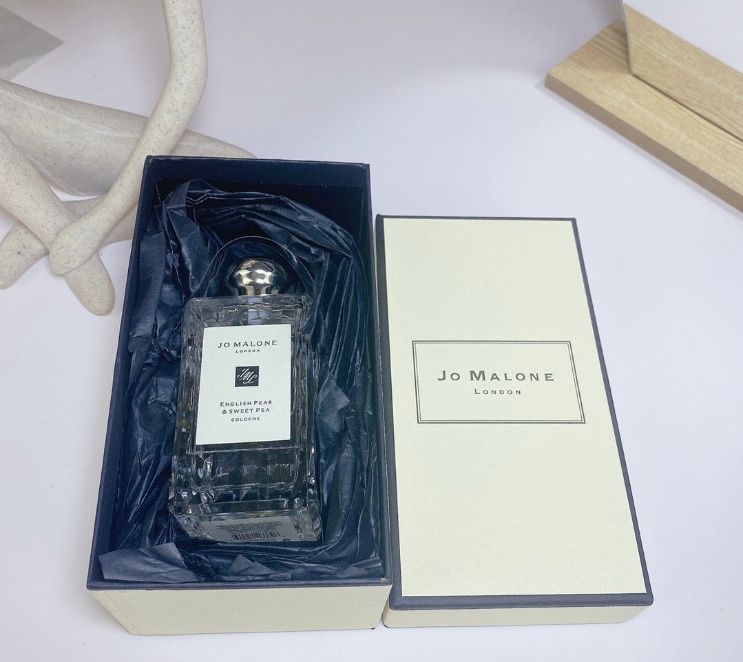 JO MALONE LONDON ENGLISH PEAR& SWEET PEA COLOGNE