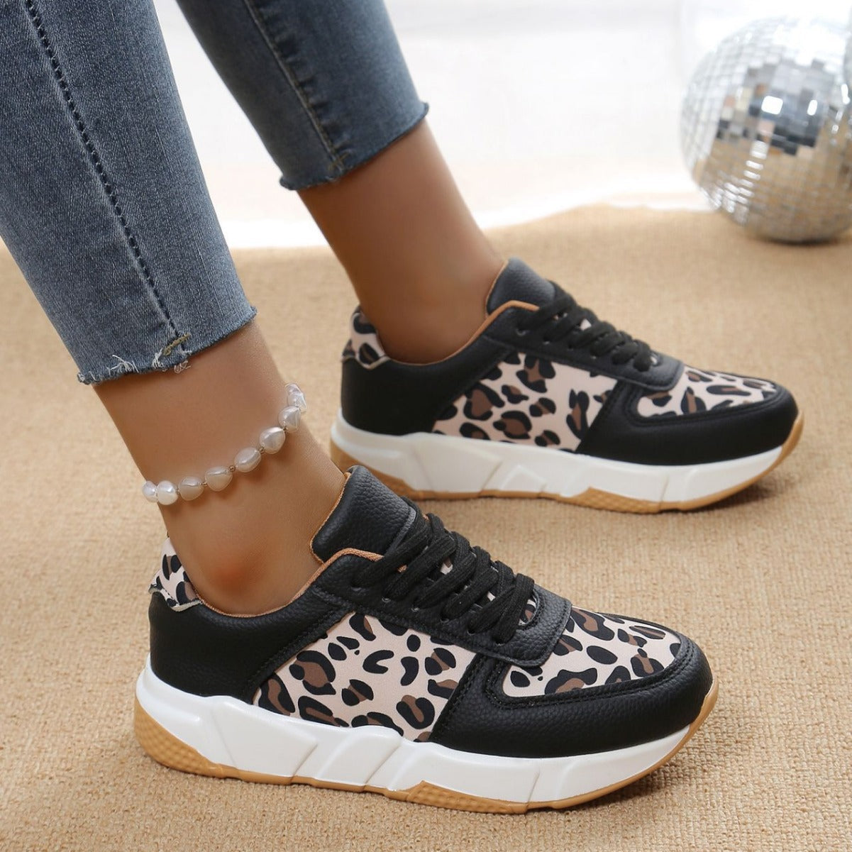 Leopard Print Casual Flat Lace-up Sports Casual Shoes