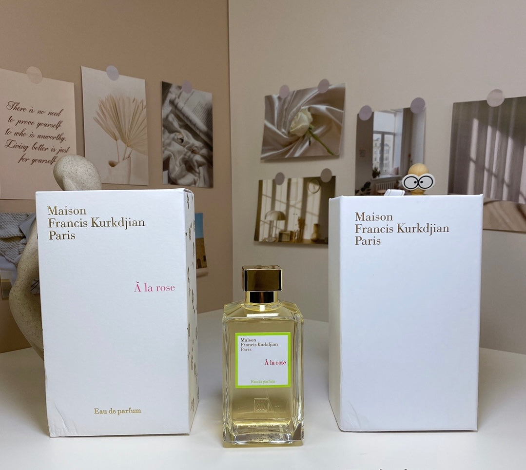 Maison Francis Kurkdjian Paris À la rose Eau de parfum 200ml