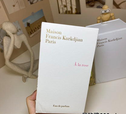 Maison Francis Kurkdjian Paris À la rose Eau de parfum 200ml