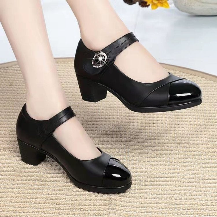 Round Toe Soft Bottom Low-cut Buckled Chunky Heel Shoes