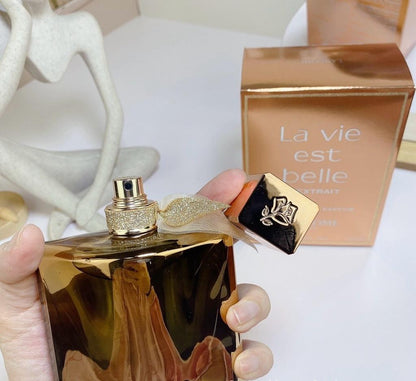 La vie est belle L'EXTRAIT L'EXTRAIT DE PARFUM LANCÔME PARIS Vaporisateur - Spray