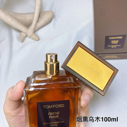 TOM FORD  Ébène Fumé