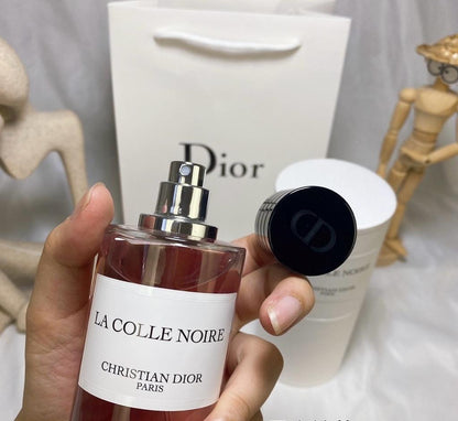 LA COLLE NOIRE CHRISTIAN DIOR PARIS