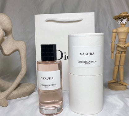 SAKURA CHRISTIAN DIOR PARIS