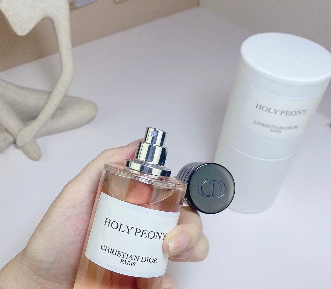 HOLY PEONY CHRISTIAN DIOR PARIS  WOMEN