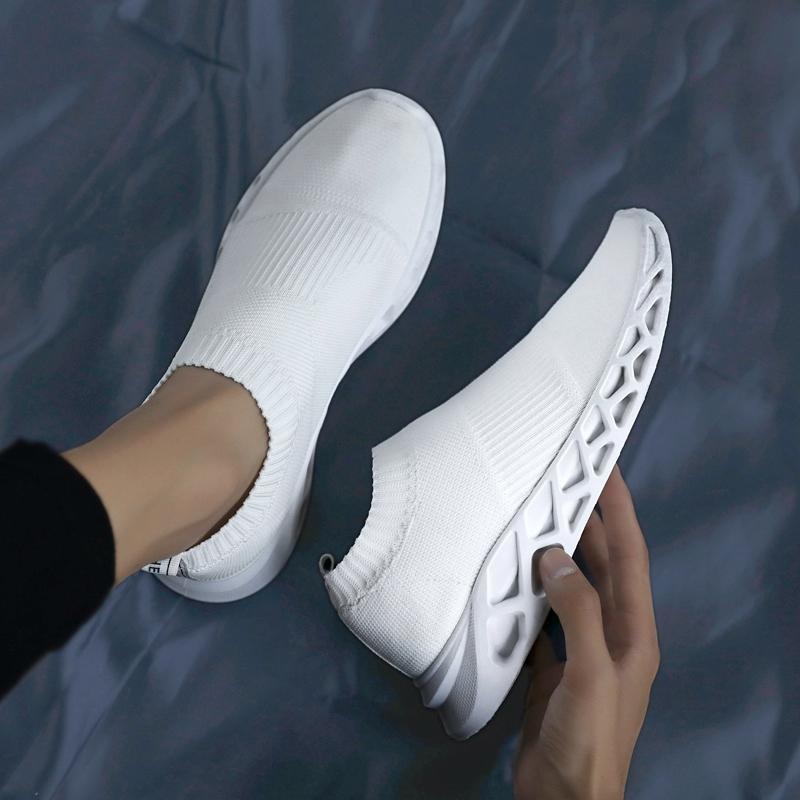 Korean Style Trendy Men's Shoes For Summer Running