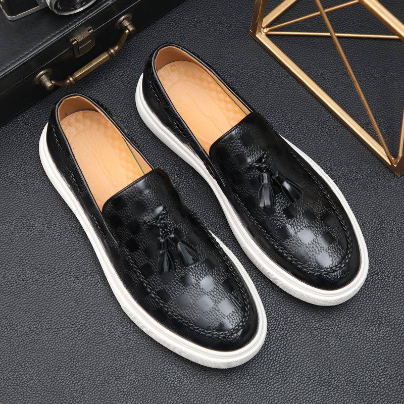 British Korean Tassel Casual Versatile Sneakers