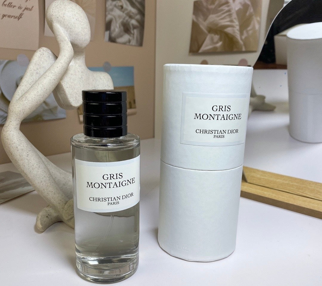 GRIS MONTAIGNE CHRISTIAN DIOR PARIS UNISEX